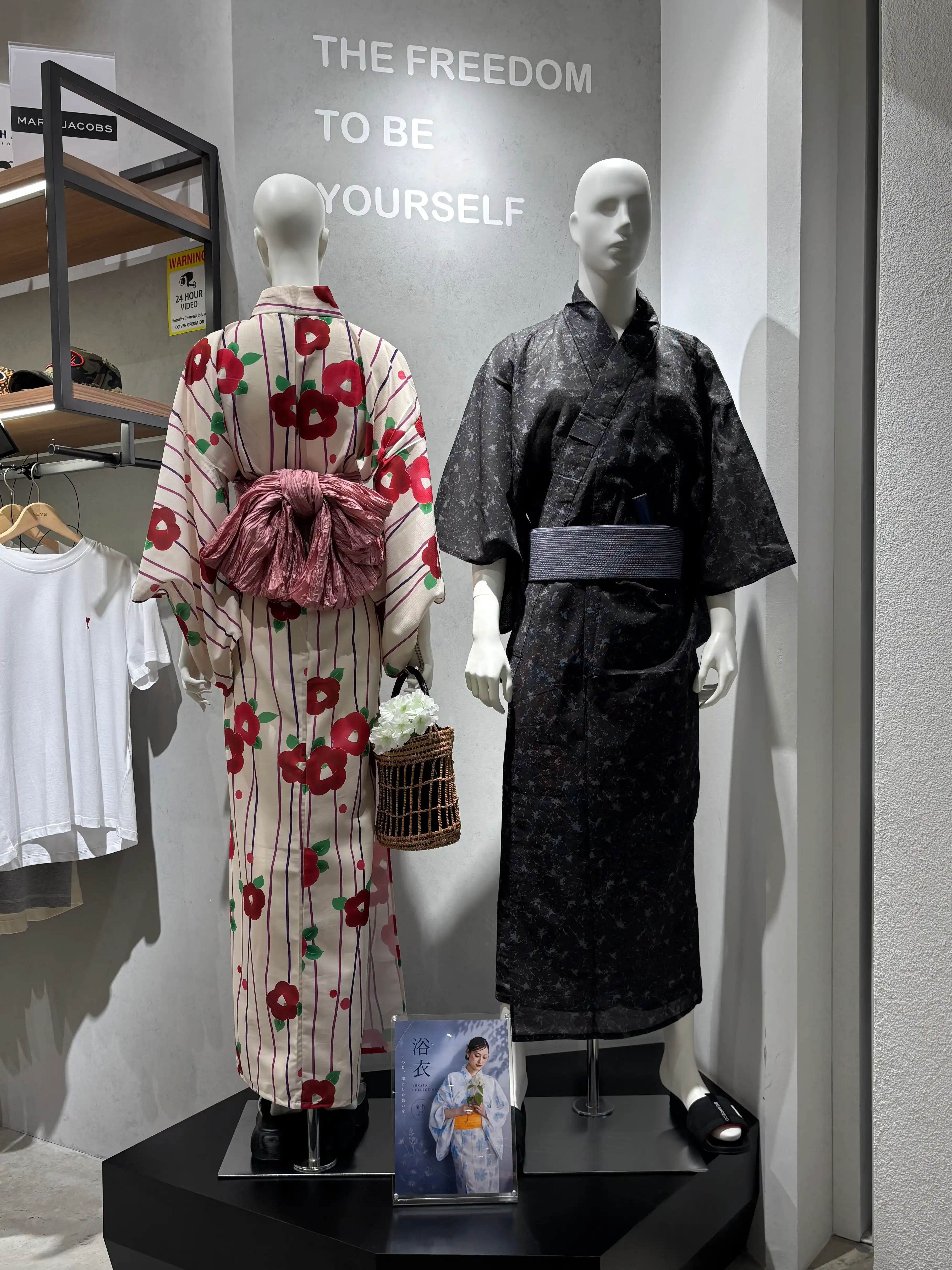 夏を彩る浴衣、販売中!!
