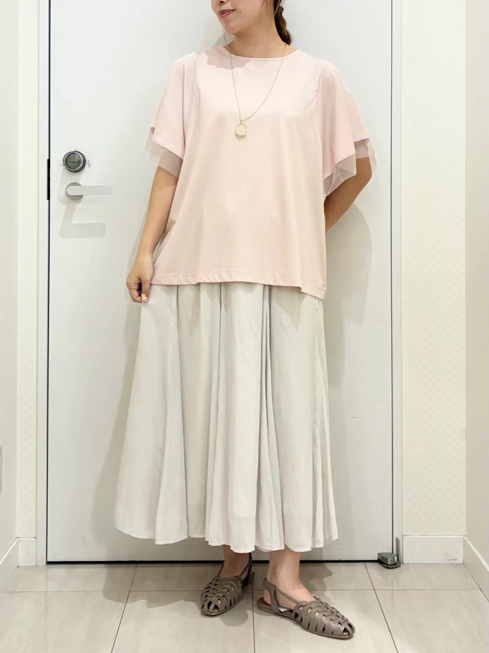 【大きいサイズ/a.v.v×eur3】シアー切替フレアスリーブトップス