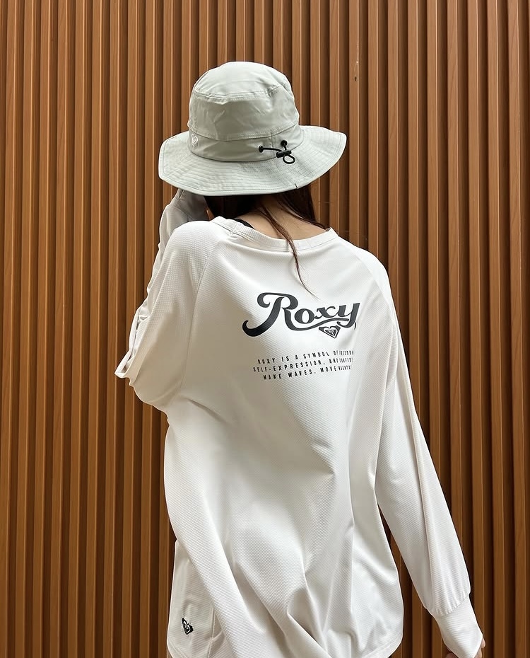 ROXY  ラッシュガード