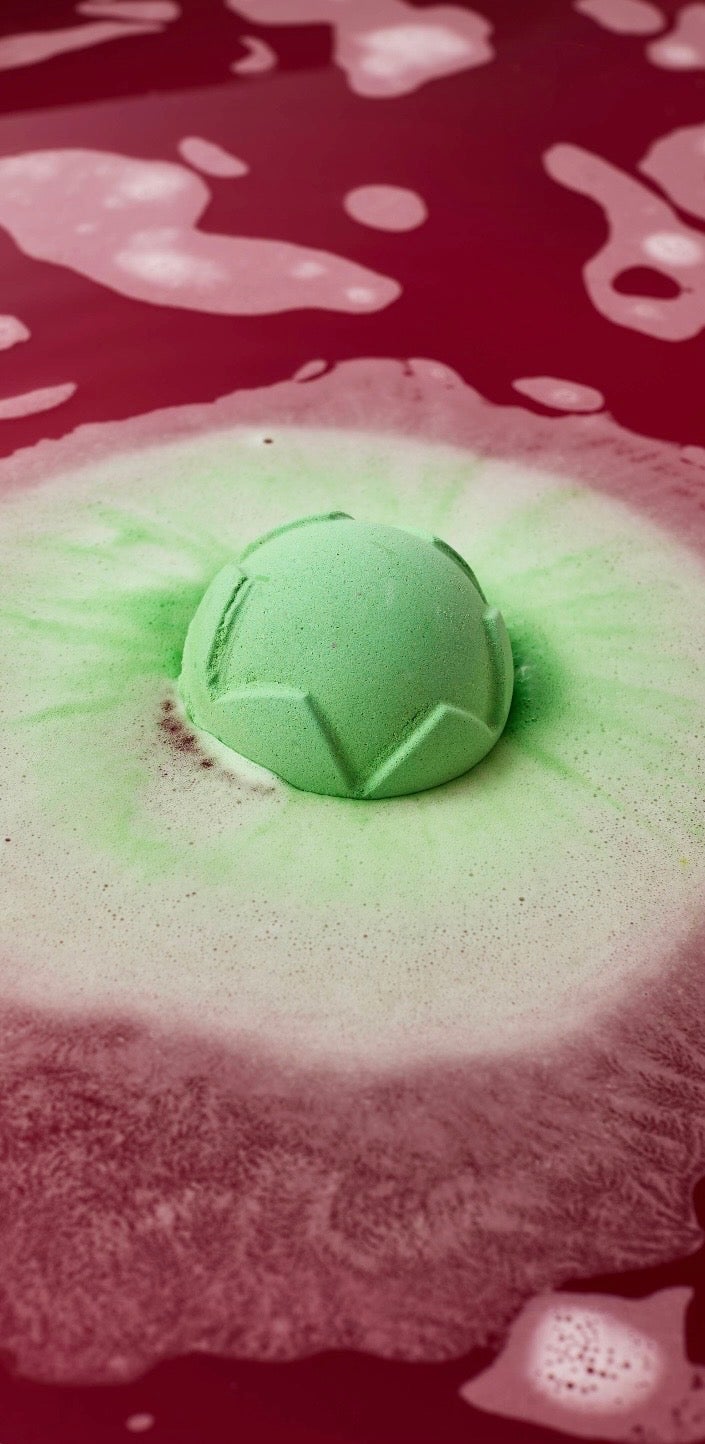 秋を楽しむ！PLAY特集（LUSH）