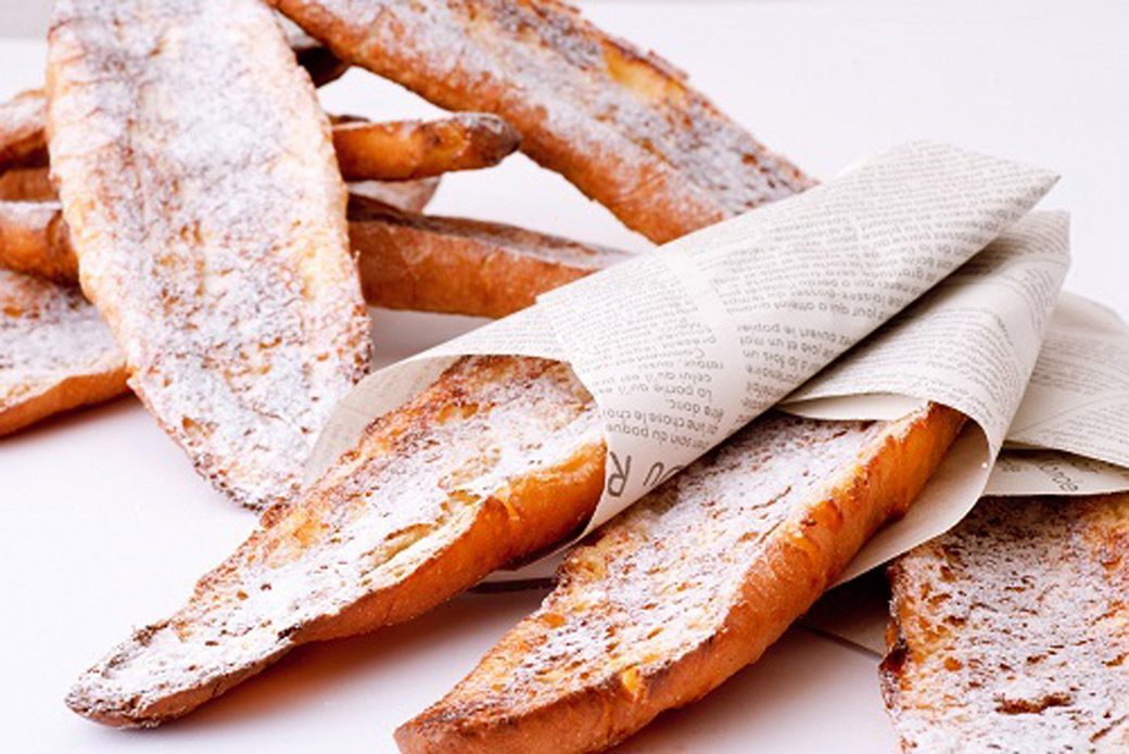 ブルージュ洛北　パンとスイーツの販売　