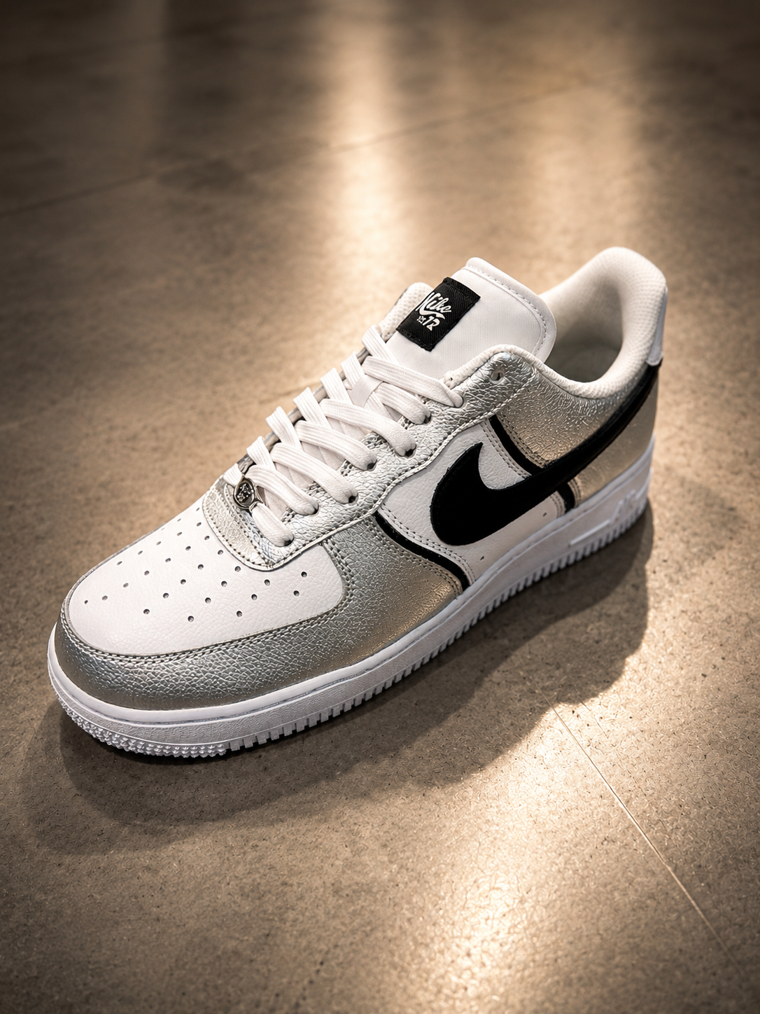 【限定値下】NIKE 29.0 エアリフト ニュース｜ショップニュース｜NEW ARRIVALS☆｜イオンモール直方