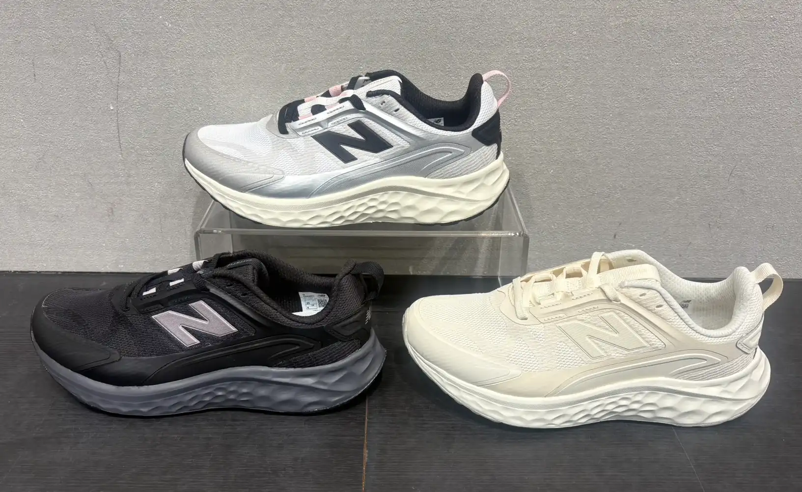【ABC－MART】NEＷ　BAＬAＮCE 　レディスランニングスニーカー
