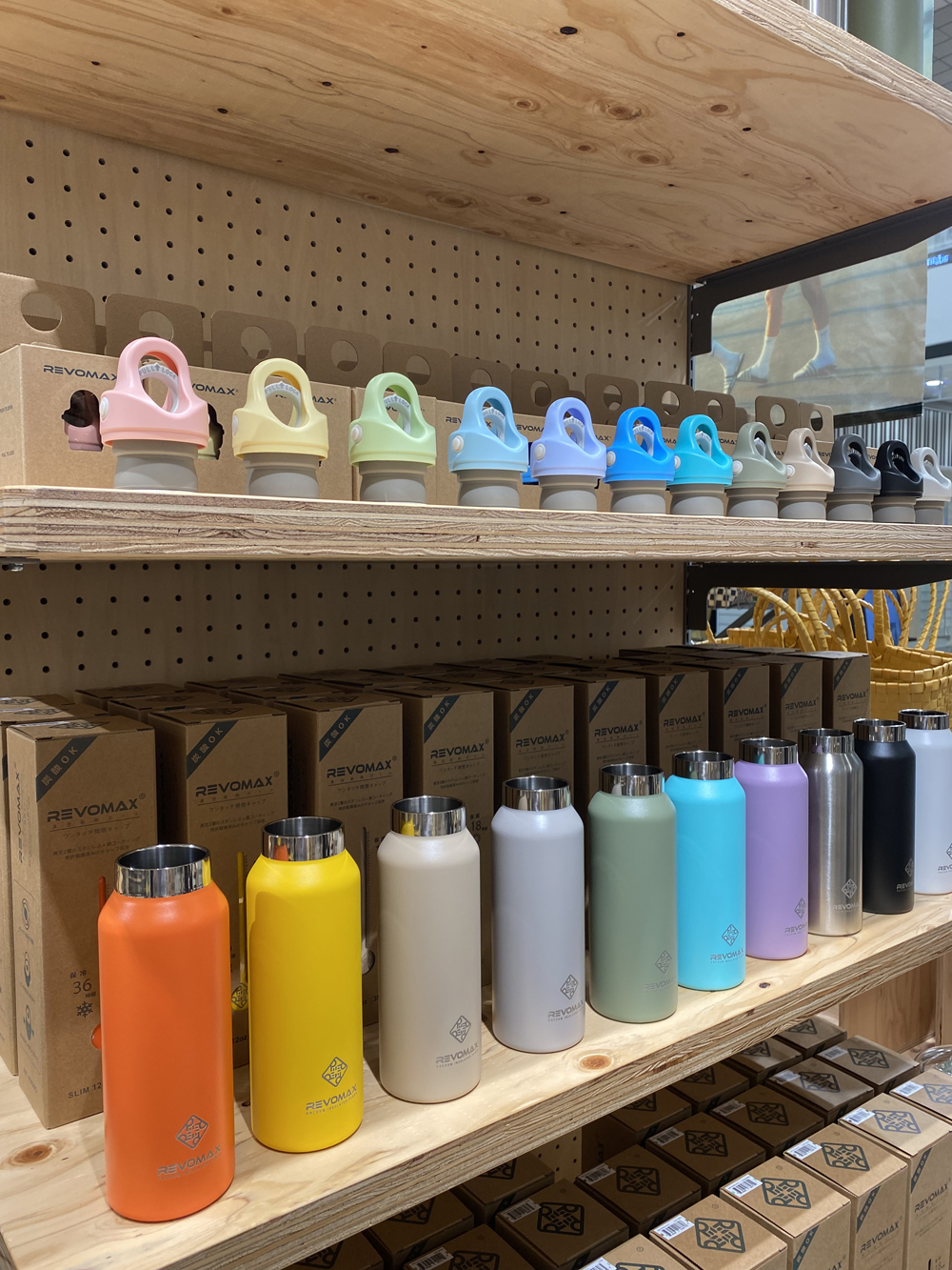 店舗限定POPUP