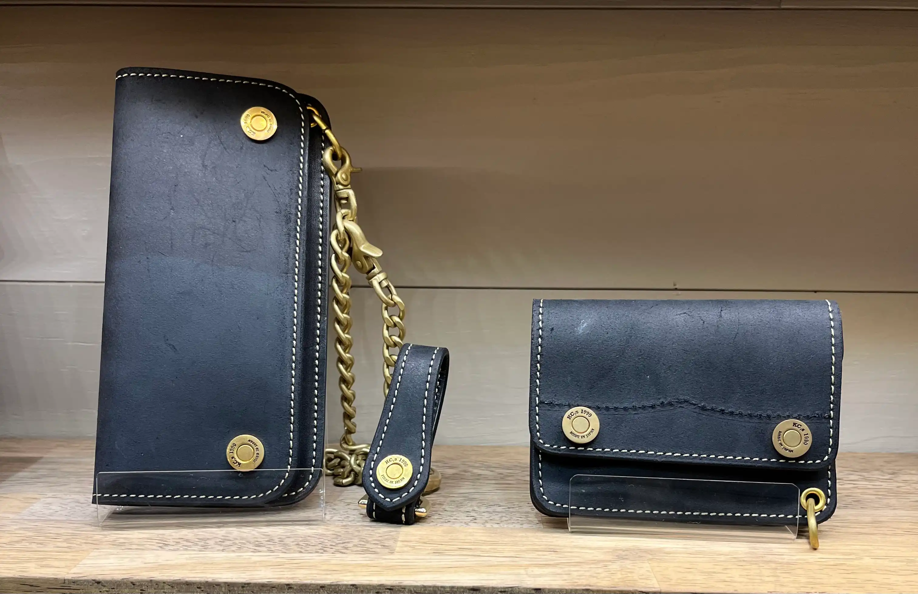 ケーシーズから新作入荷のお知らせです。
