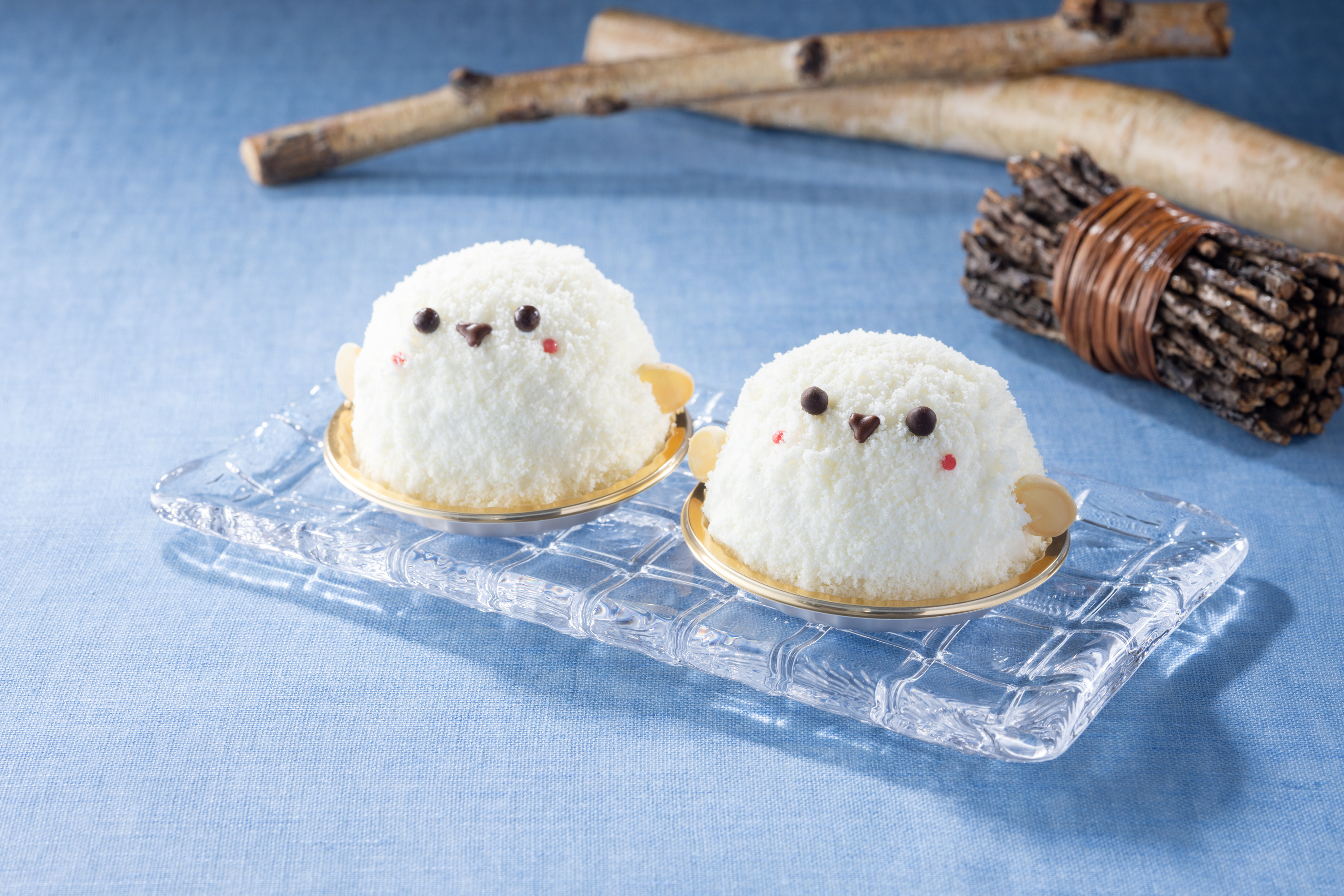 シマエナガのケーキが登場！！