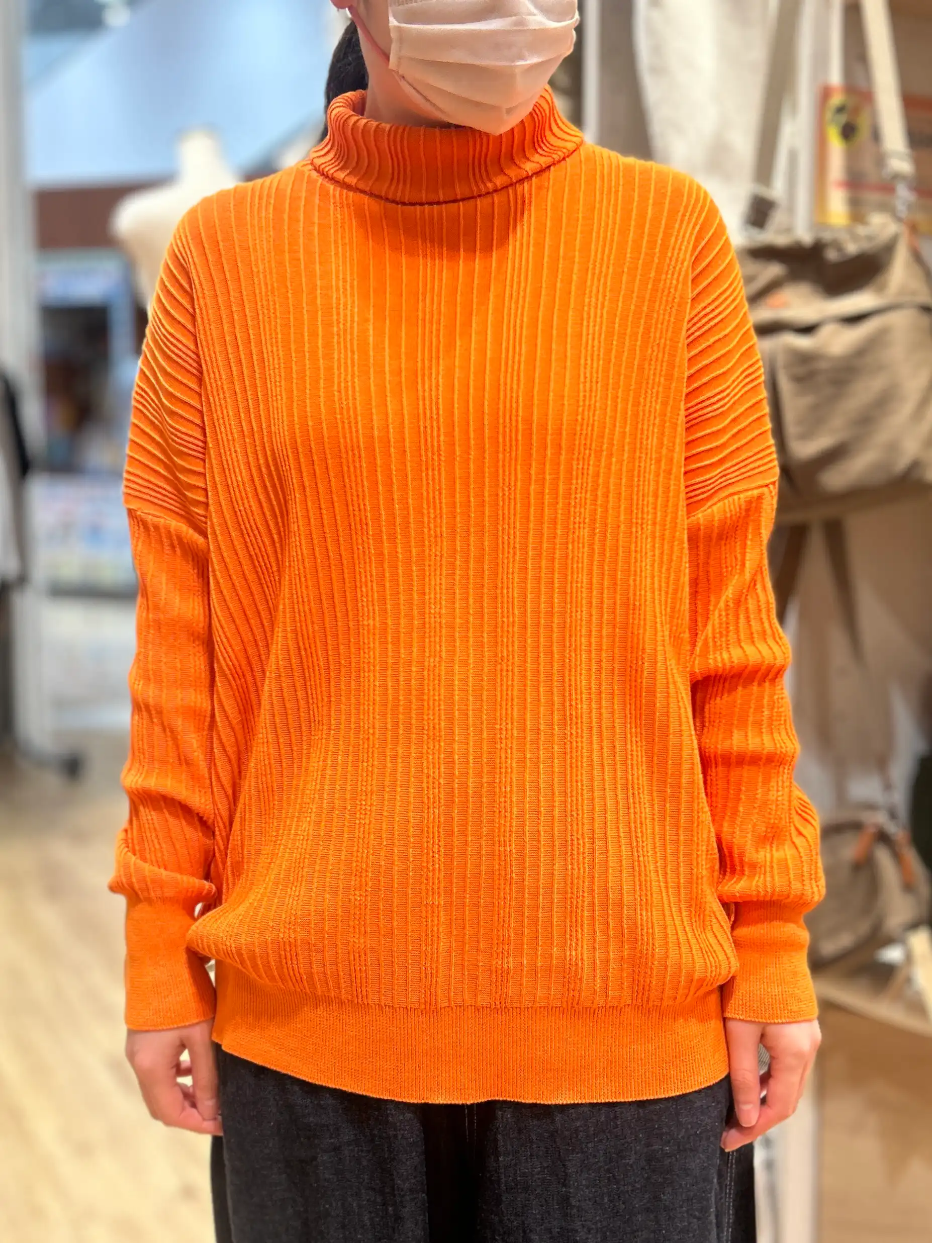ニットが続々入荷☆