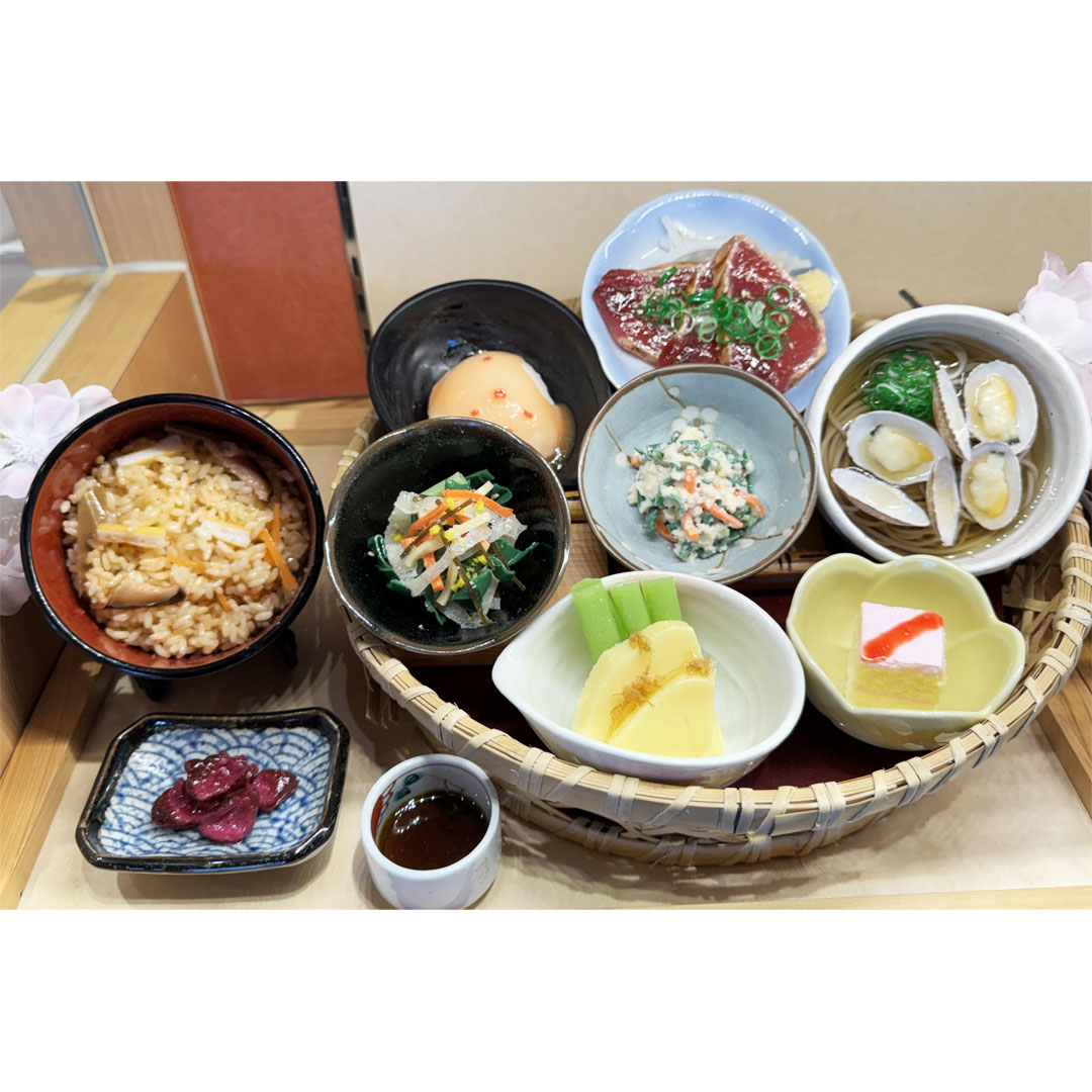 旬の味覚　籠盛り膳