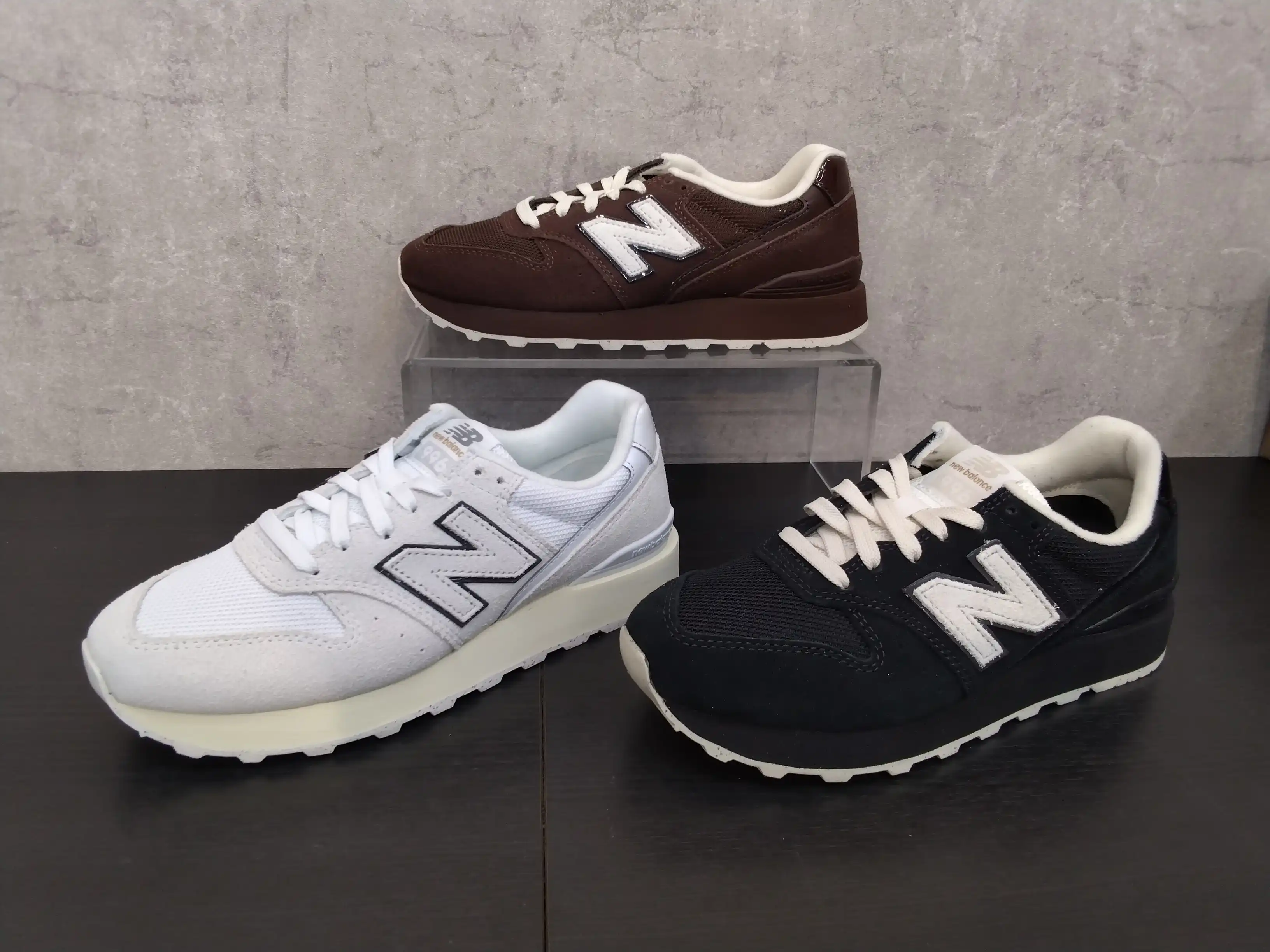 人気の厚底ソール996新作入荷しました!