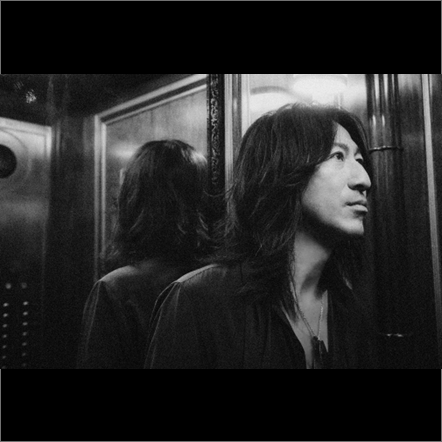 ラフィネグループ×TAKURO(GLAY)