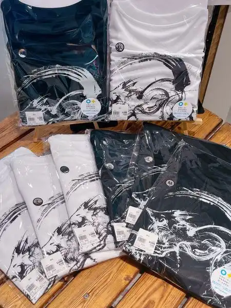 御開帳を記念した特別な一枚を。
