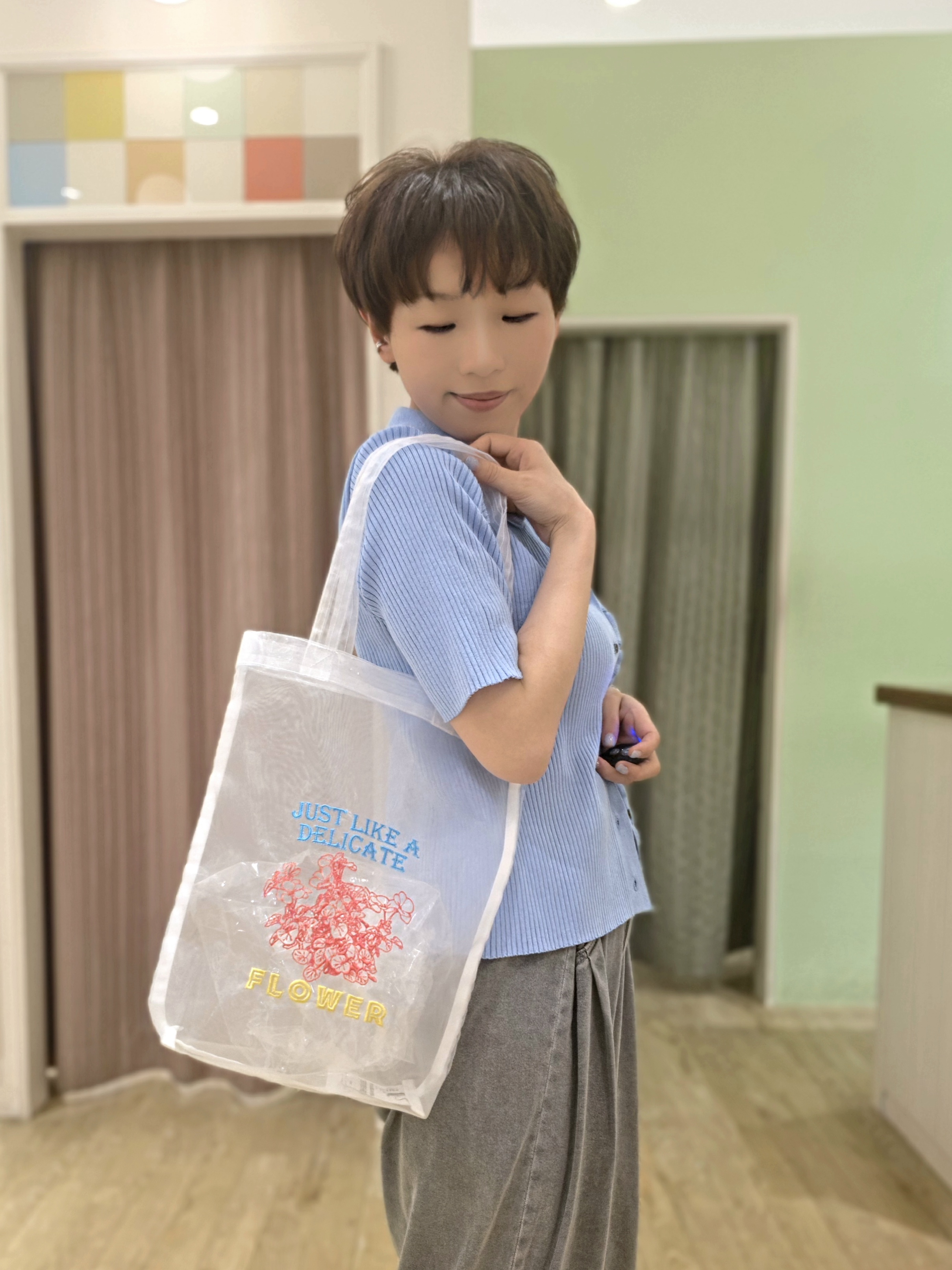 刺繍が可愛い!シアーバッグ★
