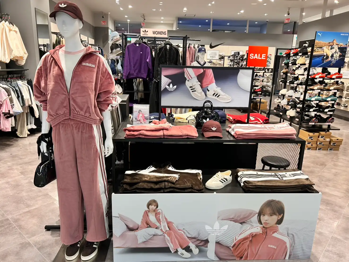 ABC-MART　STAFF RECOMMEND