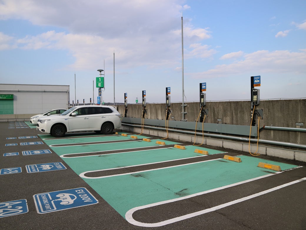 EV・PHV・PHEVによる電気自動車充電器のご利用について