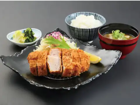 厚切りとんかつ　丸田ミート