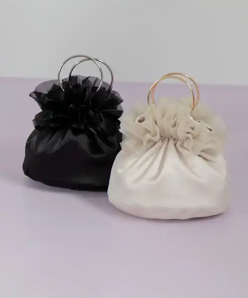 サテンフリルバッグ