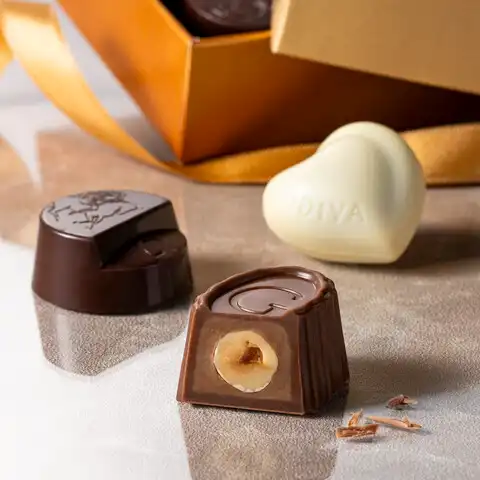GODIVA