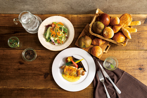 ベーカリーレストランBAQET（バケット）