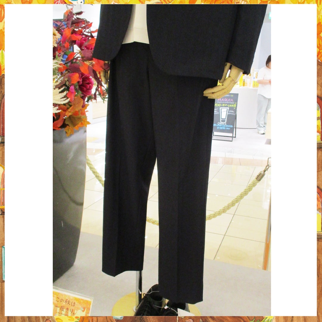 URBAN SLACKS 5,990円(税込)