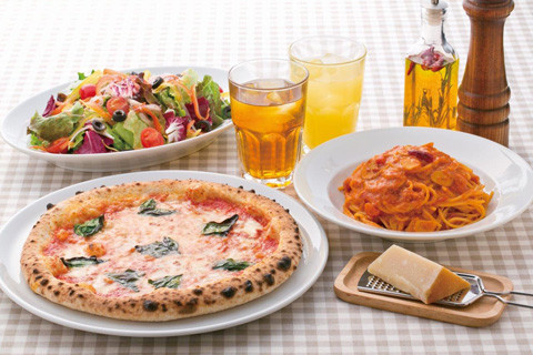 カプリチョーザPizza