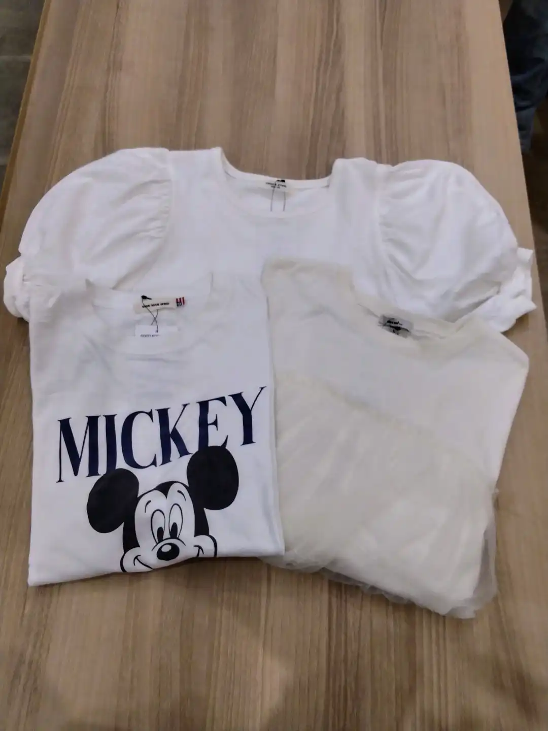 【ブランド古着】夏の必須アイテム白Tシャツ