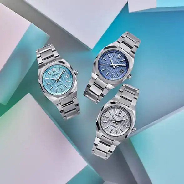 <ザ・クロックハウス>アストロンフェア開催中