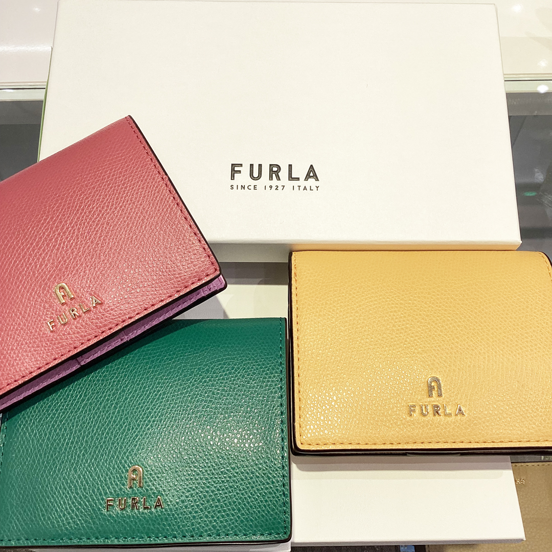 【FURLA】春色ミニ財布♪