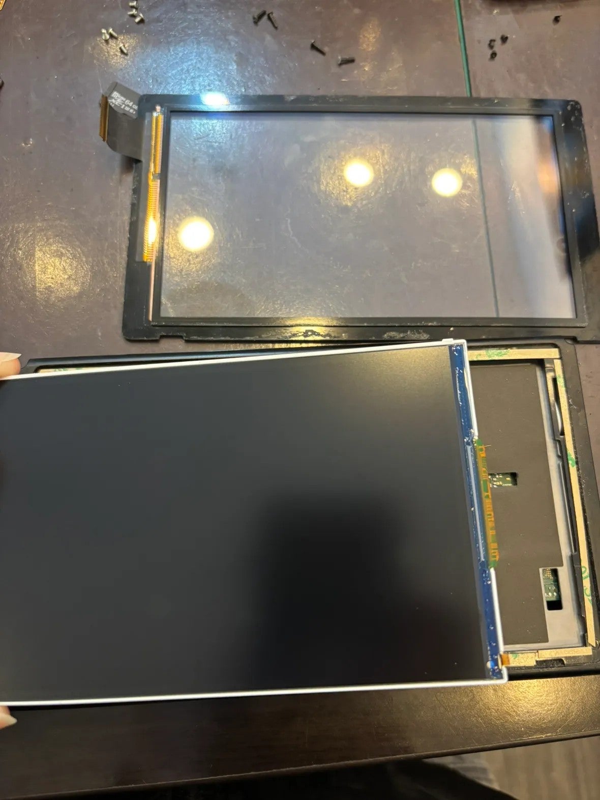 ニュース｜ショップニュース｜【Switch修理も即日】画面に線が入って