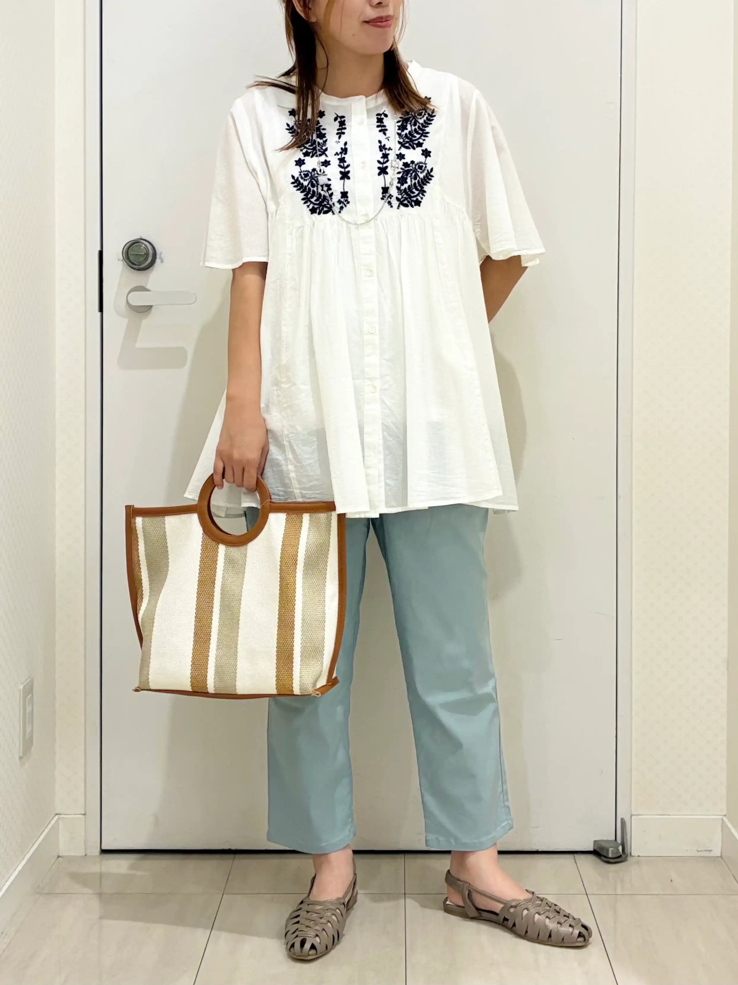 【大きいサイズ】インド綿刺繍ギャザーブラウス