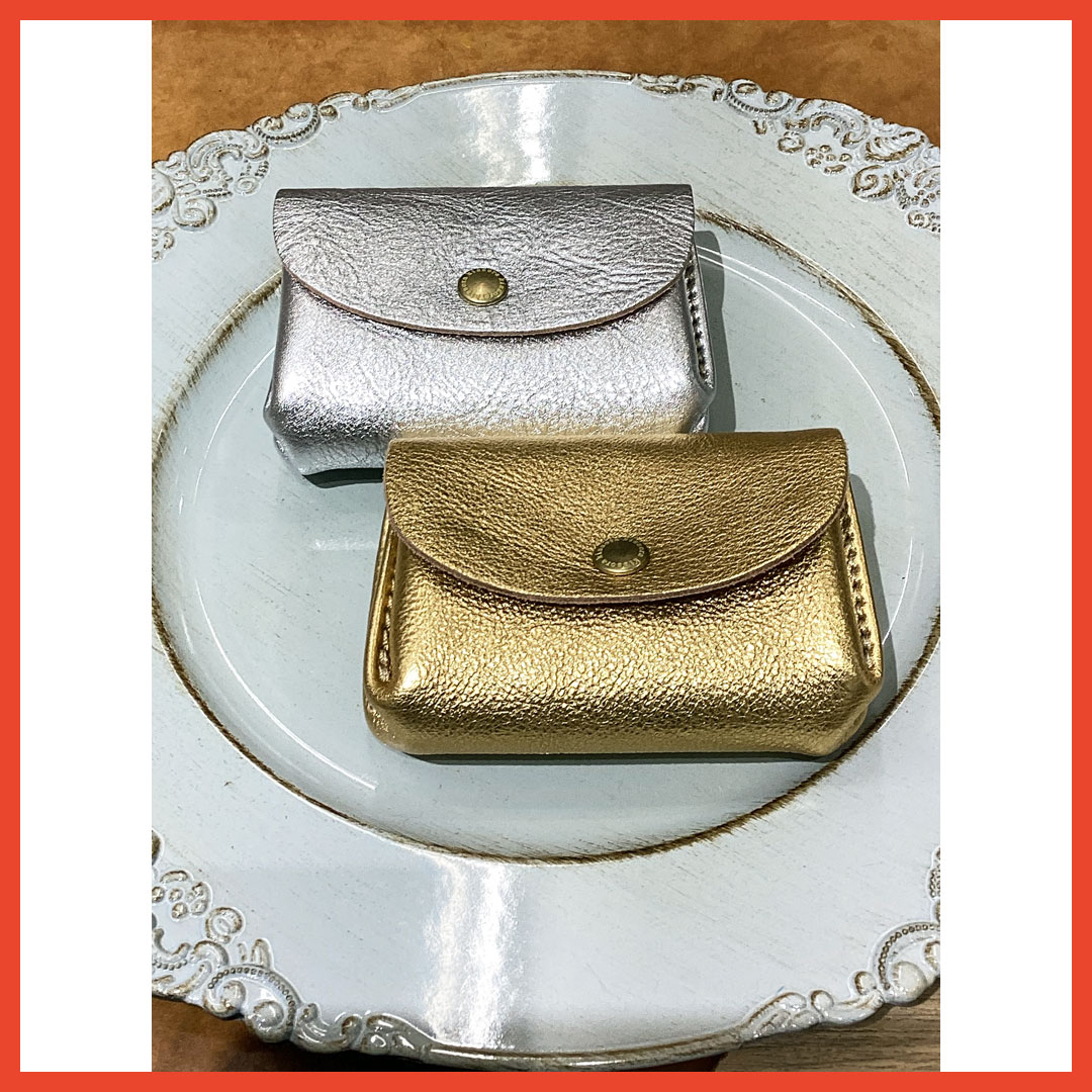 ミニサイフ（シルバー、ゴールド） 本体価格5,500円（税込6,050円）