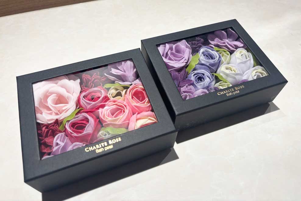 CHARITE ROSE Bath Petal　本体価格 1,800円(税込 1,980円)