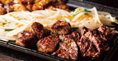 鉄板焼 天神ホルモン