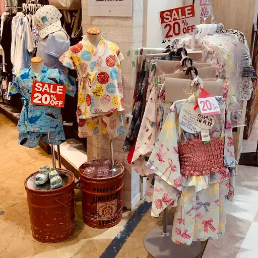 甚平・浴衣・水着がお買い得！