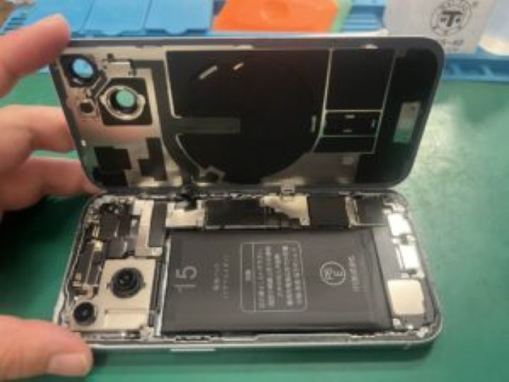 ニュース｜ショップニュース｜iPhone15の バッテリー修理も当店にお