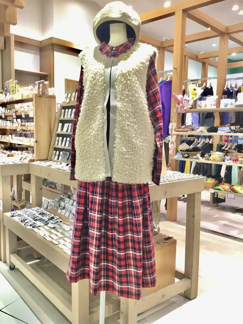 ★ほっこり秋の新作アパレル入荷しました★