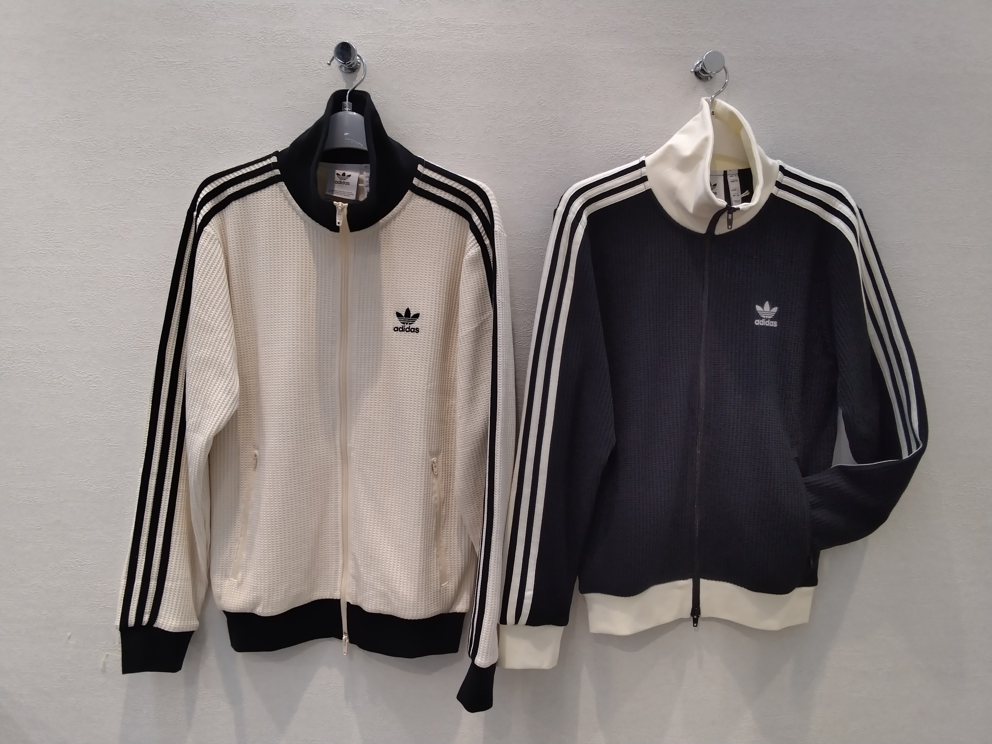 adidasワッフルジャケットご紹介♫