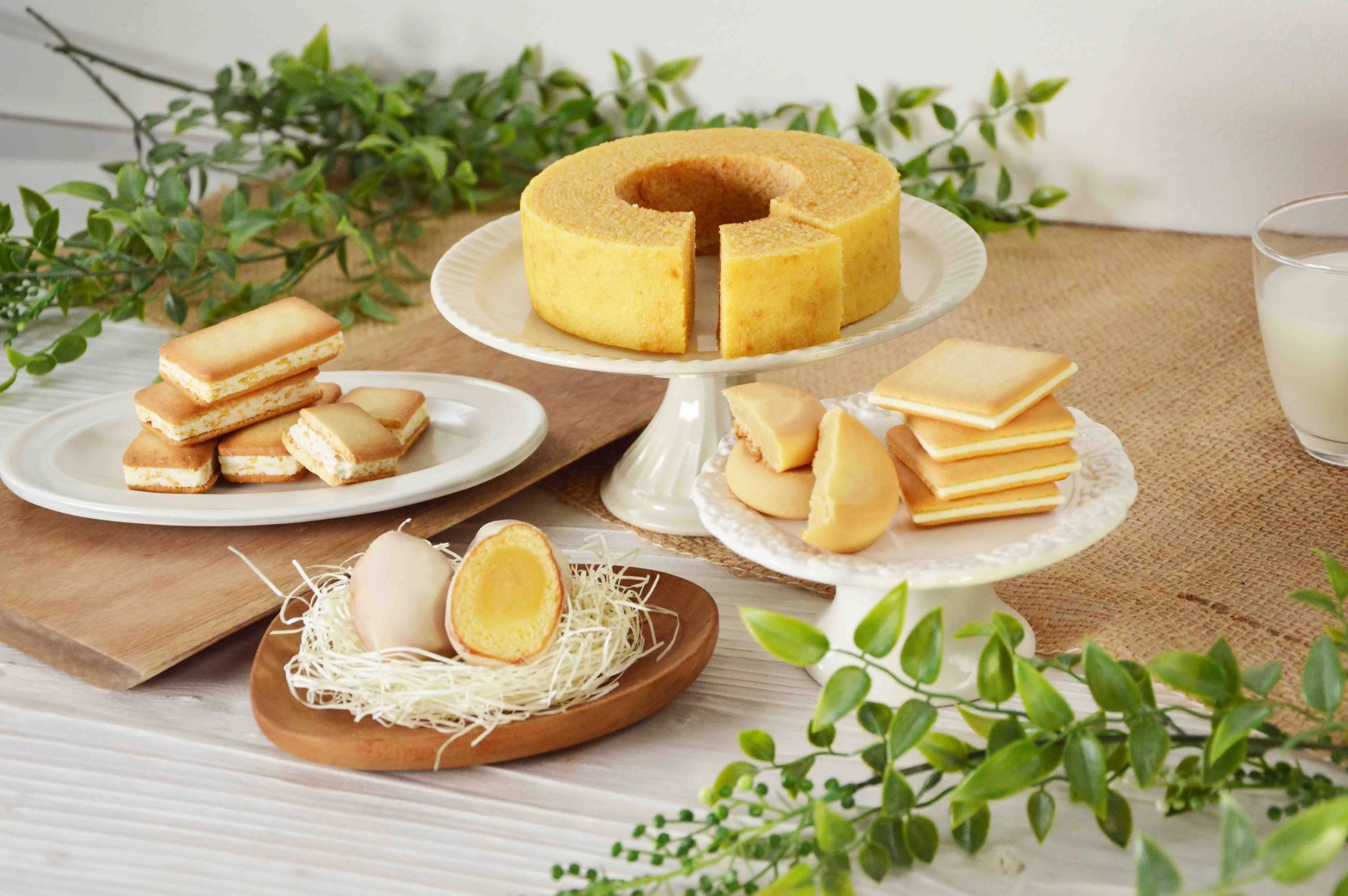 【大特価｜送料込】★現品のみ★豊川市 全2冊_在庫1点 ニュース｜ジーユー WEEKLY NEWS｜ イオンモール豊川