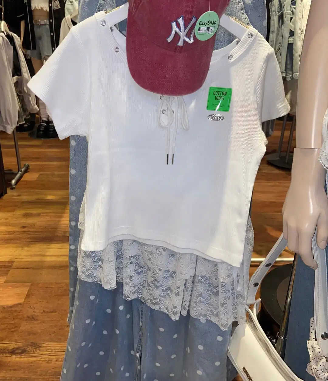 赤アクセント夏コーデ☆