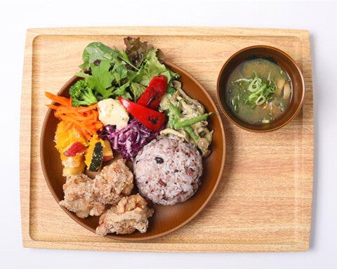 鳥〇食堂×タニタカフェ【トリマルショクドウタニタカフェ】