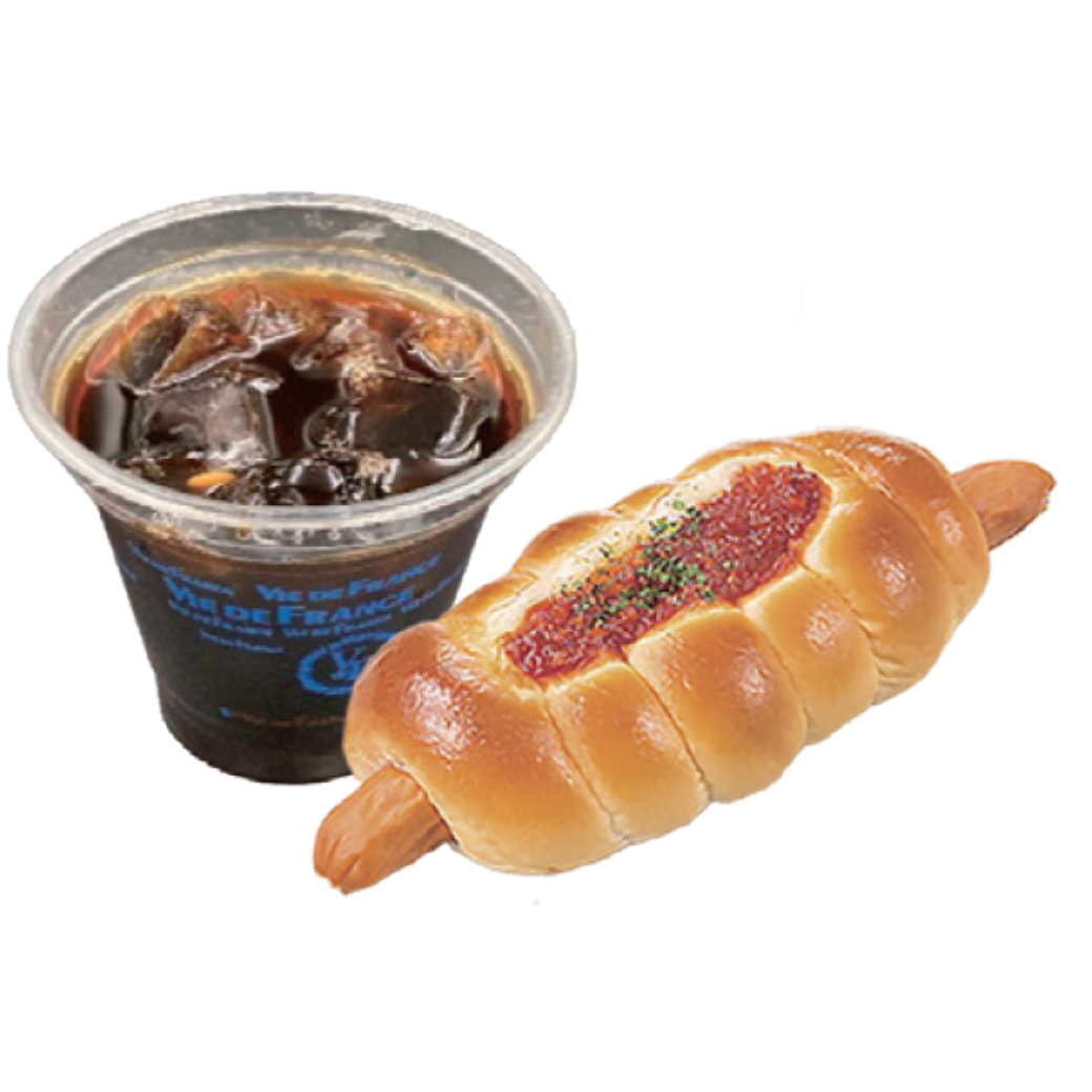 店舗指定のパン2つとドリンクセットが本体価格926円(税込1,000円)