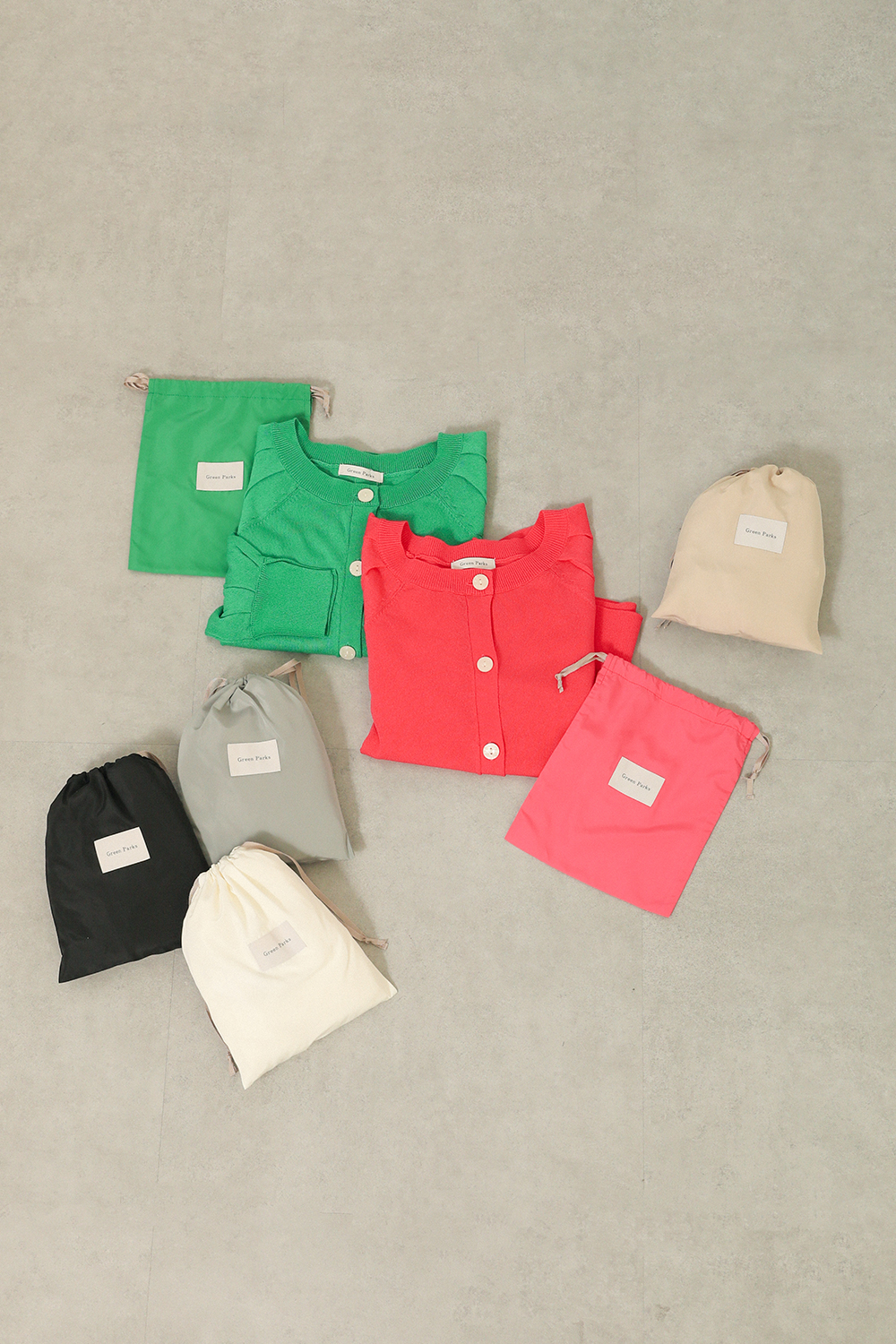 持ち運び便利なポケッタブルカーディガン入荷！