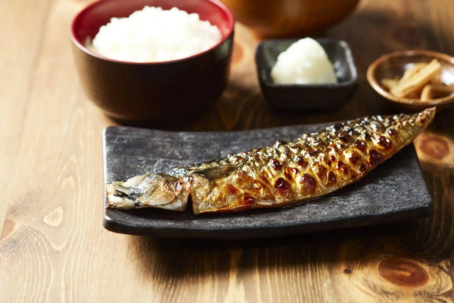 炭火焼和めし処　しんぱち食堂