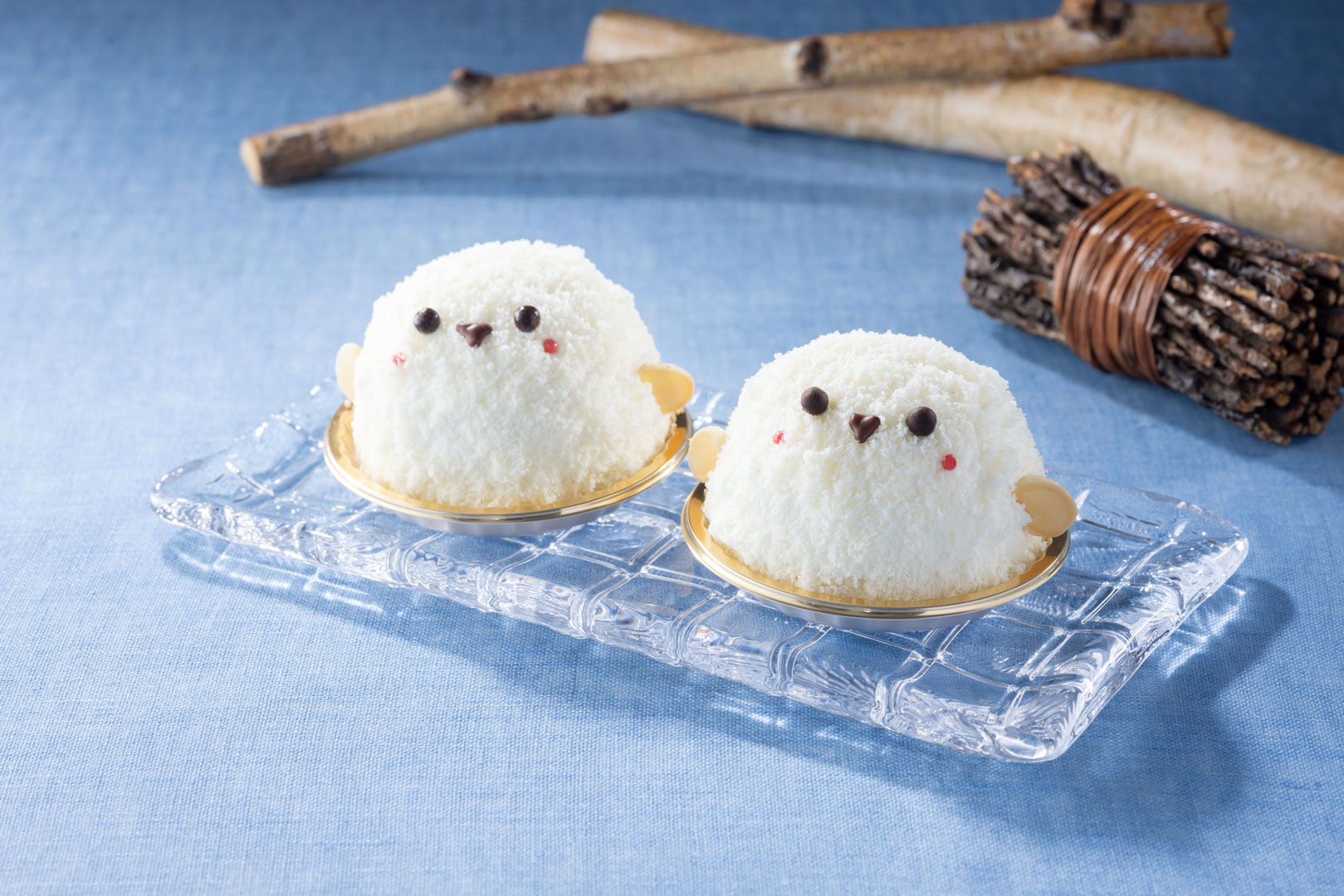 シマエナガのケーキが登場！！