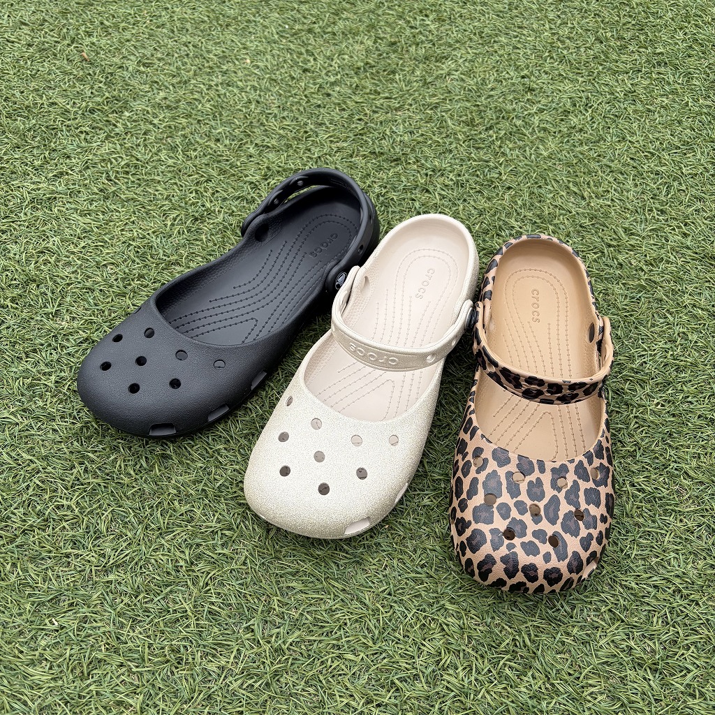 crocs新作サンダル