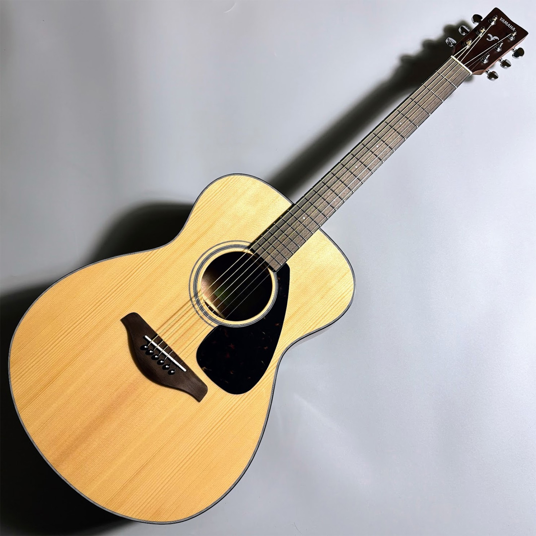 入門におすすめのアコースティックギター　YAMAHA/FS800
