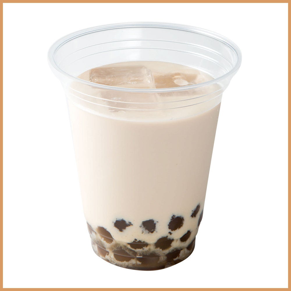 タピオカ杏仁ミルクティーSサイズ 本体価格445円（税込490円）
