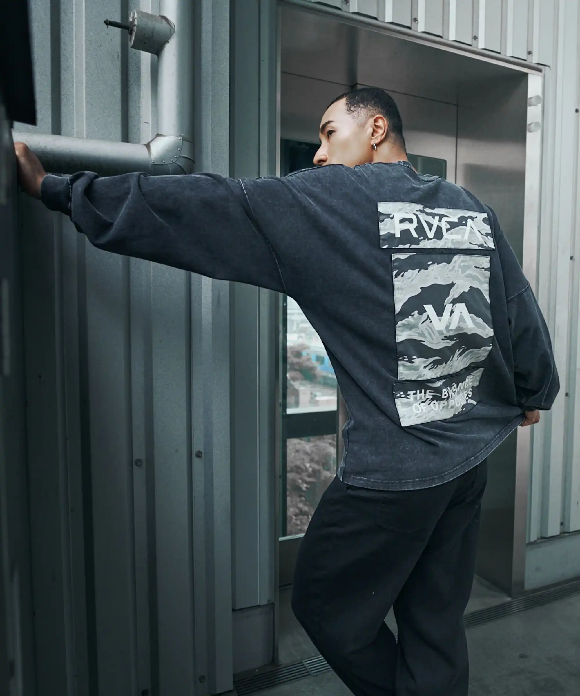 RVCA メンズ ロンT