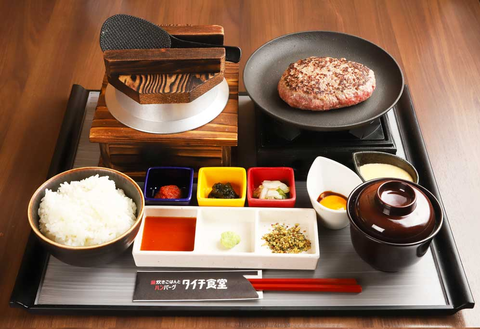 釜炊きごはんとハンバーグ　タイチ食堂