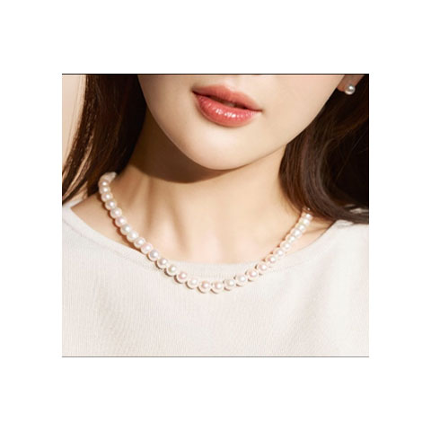 フォーマルパールフェアを開催中です。