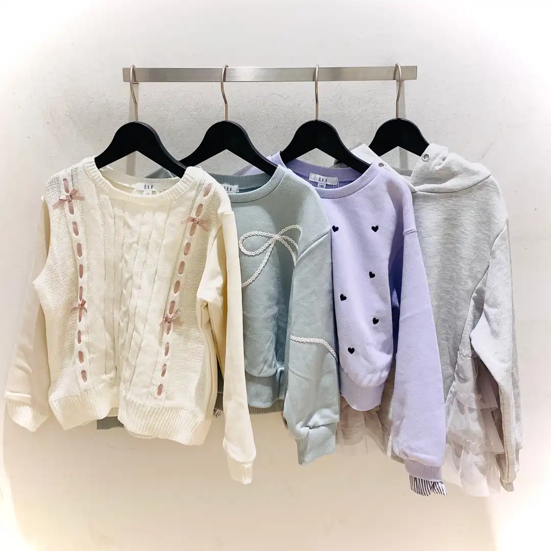 〈a.v.v キッズ〉新作トレーナーが入荷しました☆